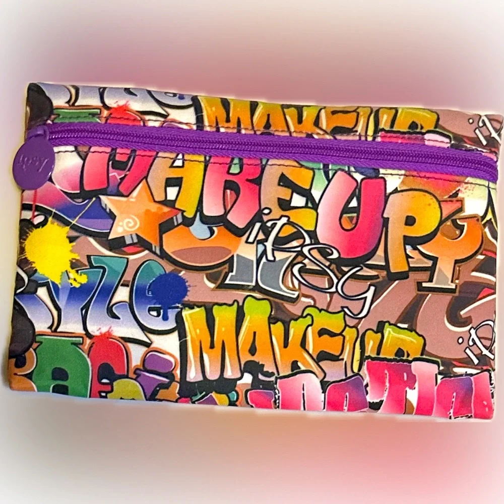 IPSY MAKEUP BAG POUCH COSMETICS GRAFFITI 4.75”x7.25” ACCESSORIES ORGANIZATION